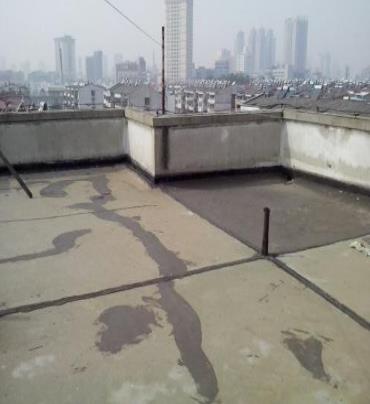 莱西漏水维修 楼顶漏水是什么原因，楼顶漏水维修方法是什么?